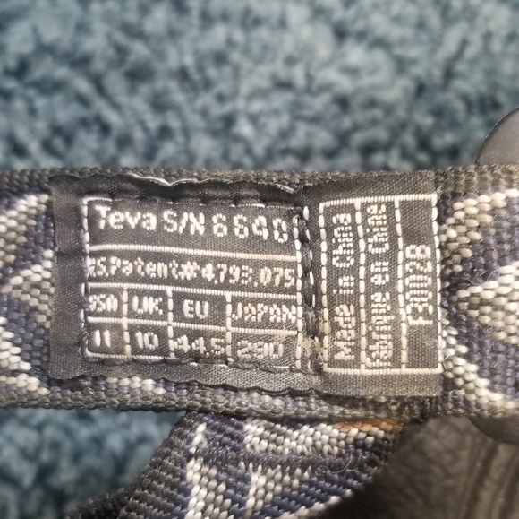 Teva Strappy Mens Sandals. Velcro Adjustable Straps. Size 11.